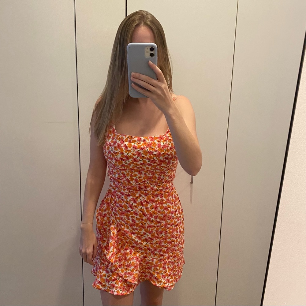 Princess Polly Floral Wrap Dress - size 4